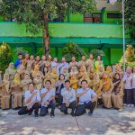 Guru dan Staff